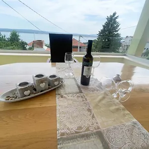 apartman-tefica-1.primorje-gorskikotar.com/